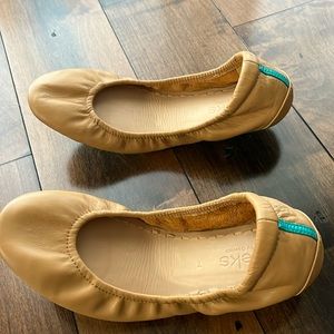Tieks flats Size 7 like new